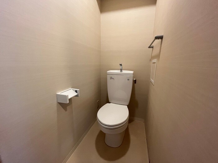 物件内観写真11　(トイレ)