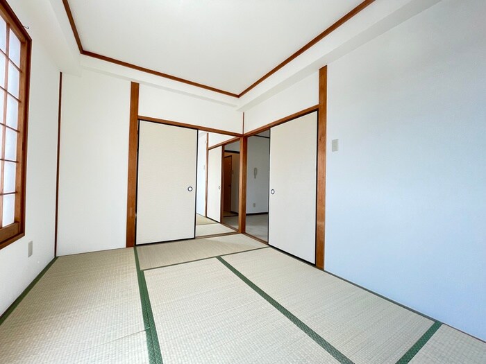 物件内観写真8　(居室)