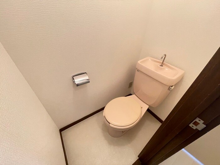 物件内観写真12　(トイレ)