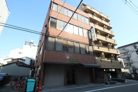 新和ビル外観写真