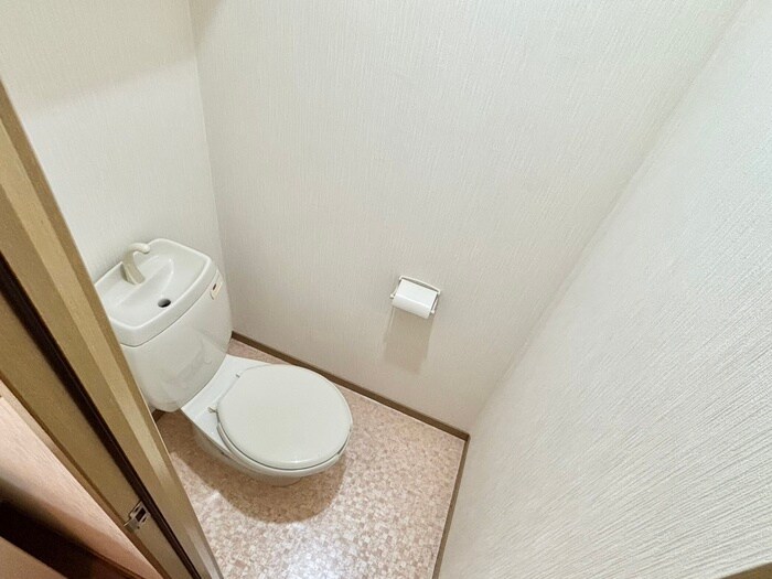 物件内観写真10　(トイレ)