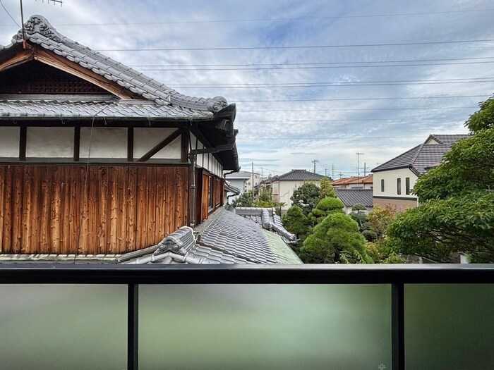 物件内観写真22　(室内からの展望)