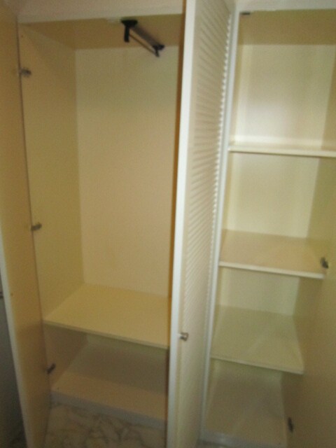 物件内観写真7　(収納)