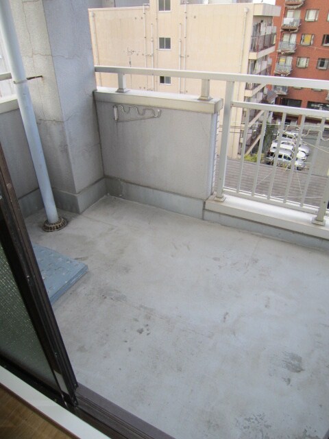 物件内観写真12　(ベランダ・バルコニー)