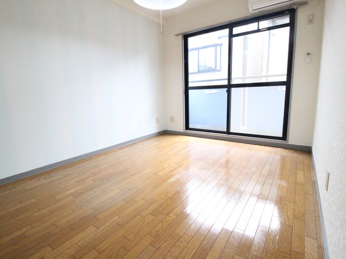 物件内観写真12　(居室)