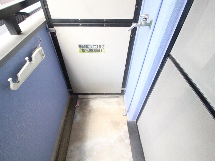 物件内観写真20　(洗濯機置場)