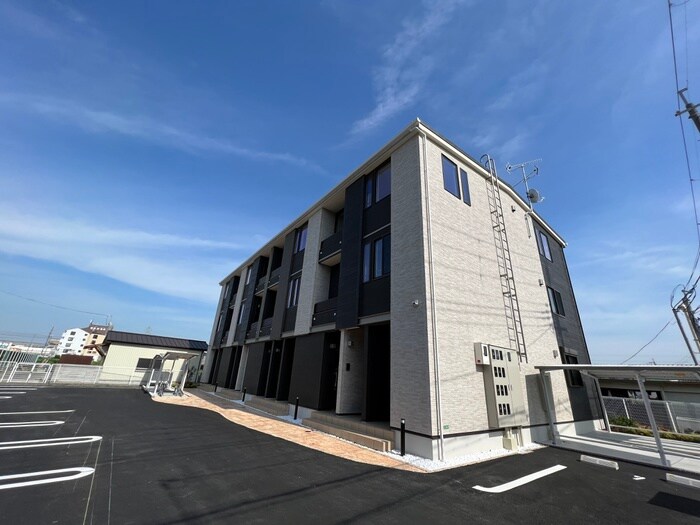 物件外観写真2　(外観写真)