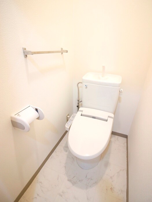 物件内観写真12　(トイレ)