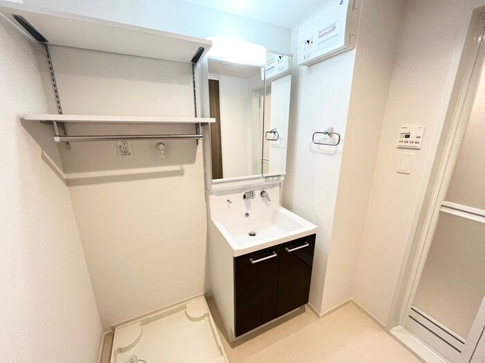 物件内観写真9　(洗面)