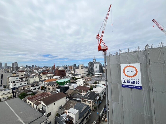 物件内観写真14　(室内からの展望)