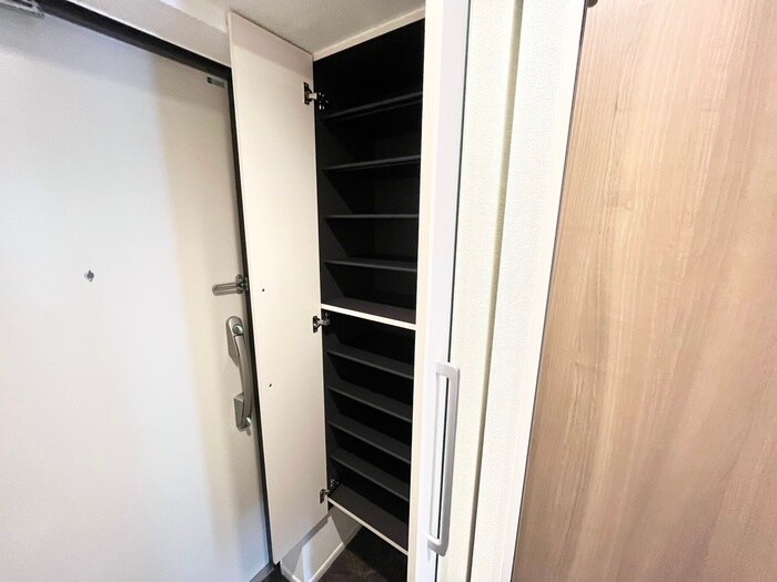 物件内観写真18　(靴箱)