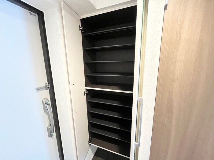 物件内観写真19　(靴箱)