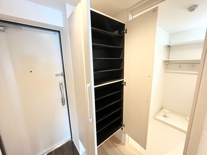 物件内観写真19　(靴箱)