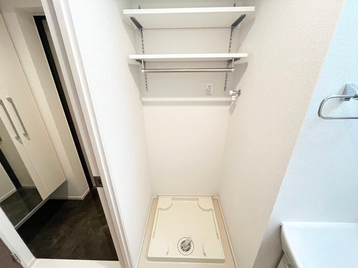 物件内観写真20　(洗濯機置場)