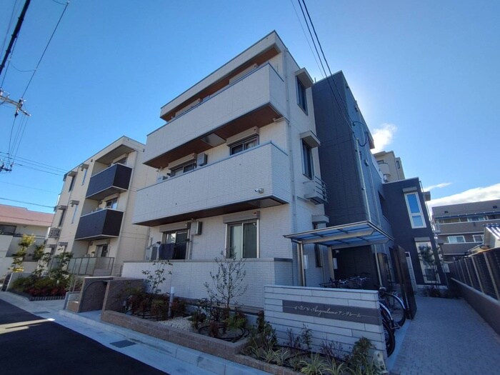 物件外観写真1　(外観写真)