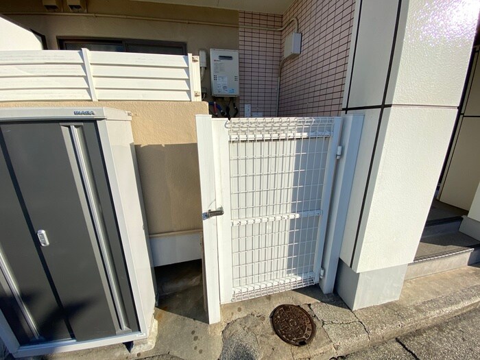 物件外観写真6　(建物設備)