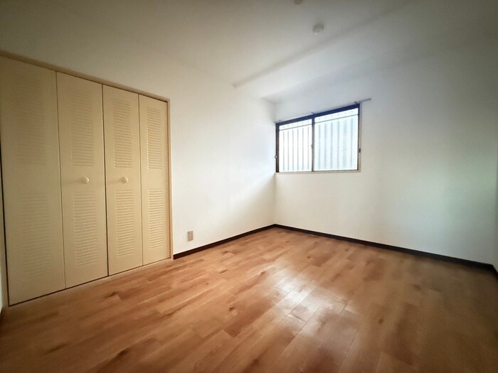 物件内観写真13　(居室)