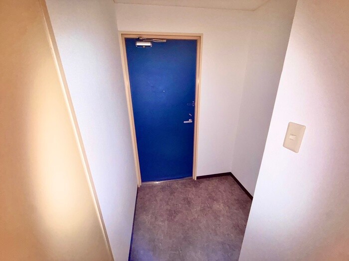 物件内観写真15　(玄関)