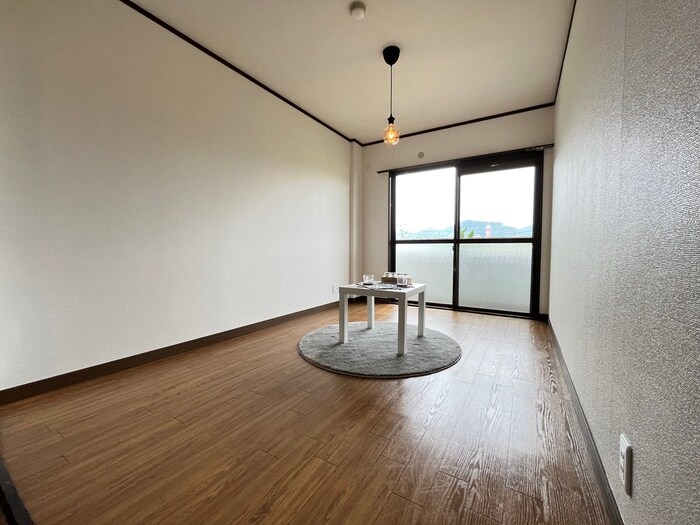 物件内観写真13　(居室)