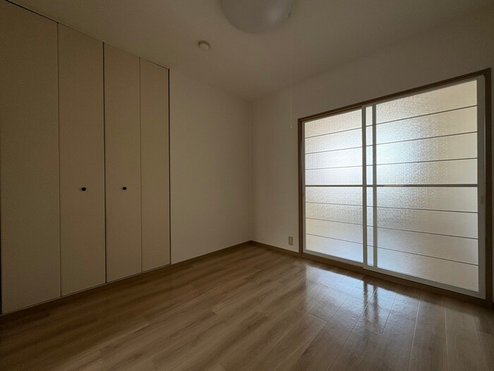 物件内観写真8　(居室)