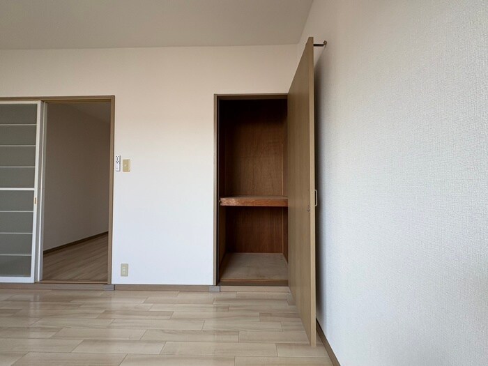 物件内観写真14　(収納)