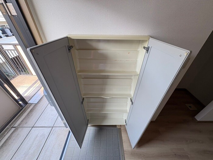 物件内観写真17　(靴箱)