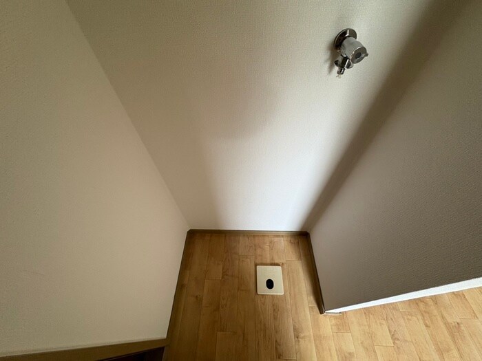 物件内観写真20　(洗濯機置場)