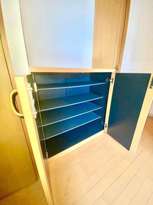 物件内観写真14　(靴箱)