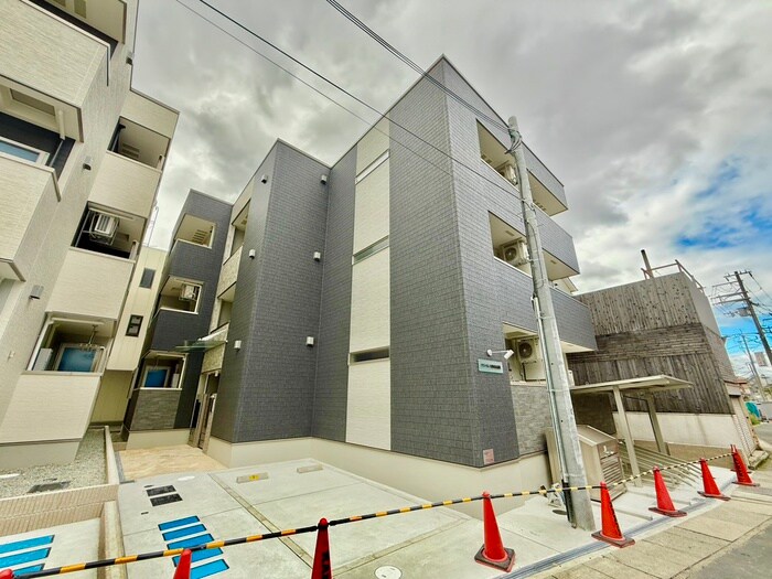 物件外観写真1　(外観写真)