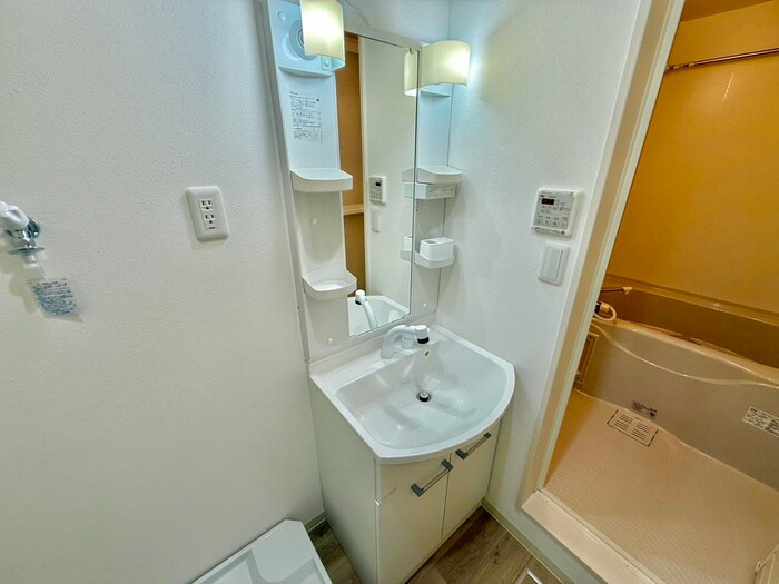 物件内観写真10　(洗面)