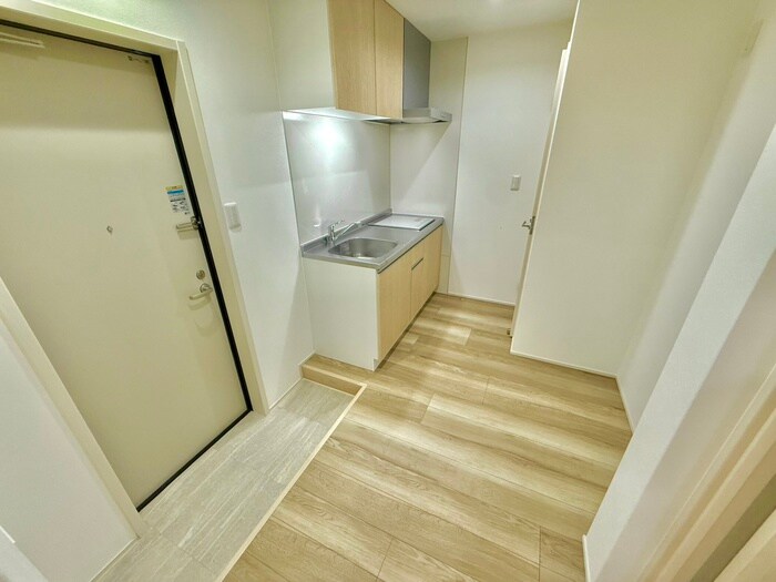 物件内観写真16　(廊下)