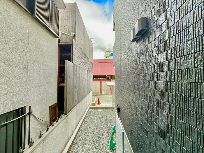 物件内観写真20　(室内からの展望)