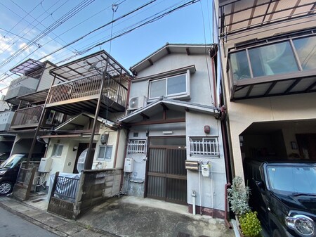 醍醐外山街道町（3-96）貸家外観写真