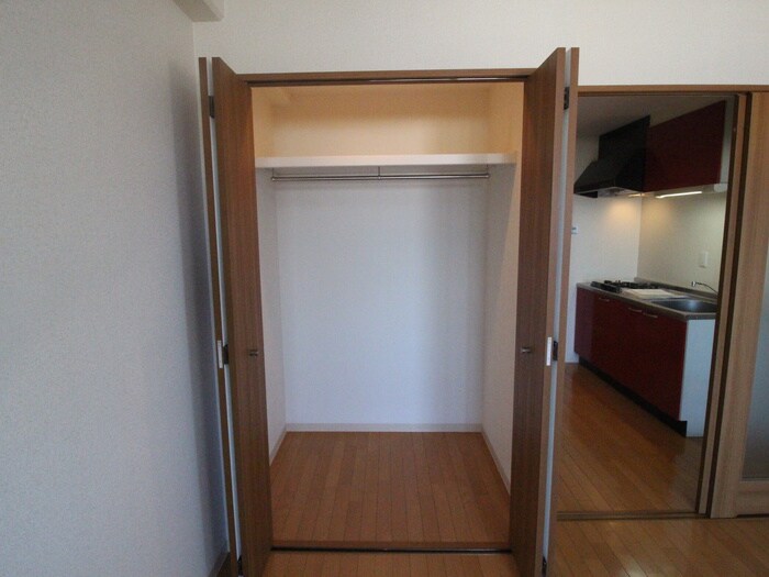 物件内観写真15　(収納)