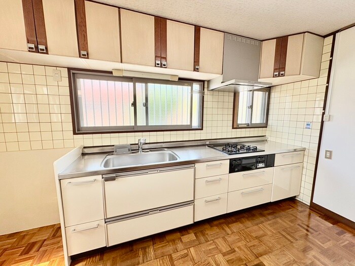 物件内観写真3　(キッチン)