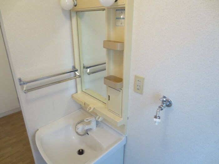 物件内観写真7　(洗面)