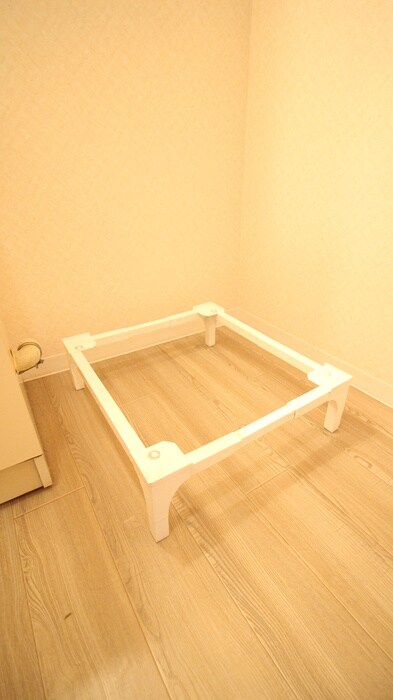 物件内観写真16　(洗濯機置場)