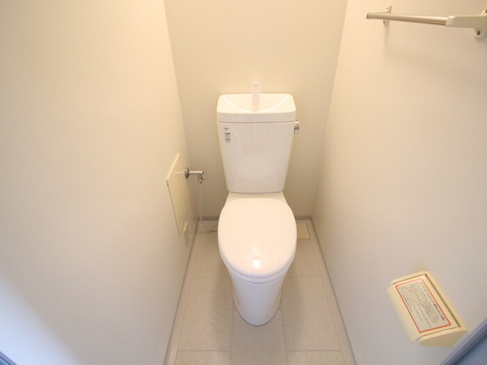 物件内観写真13　(トイレ)