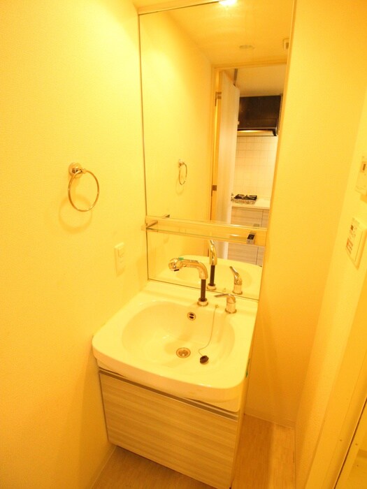 物件内観写真5　(洗面)