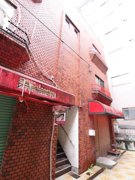 若松町貸家外観写真