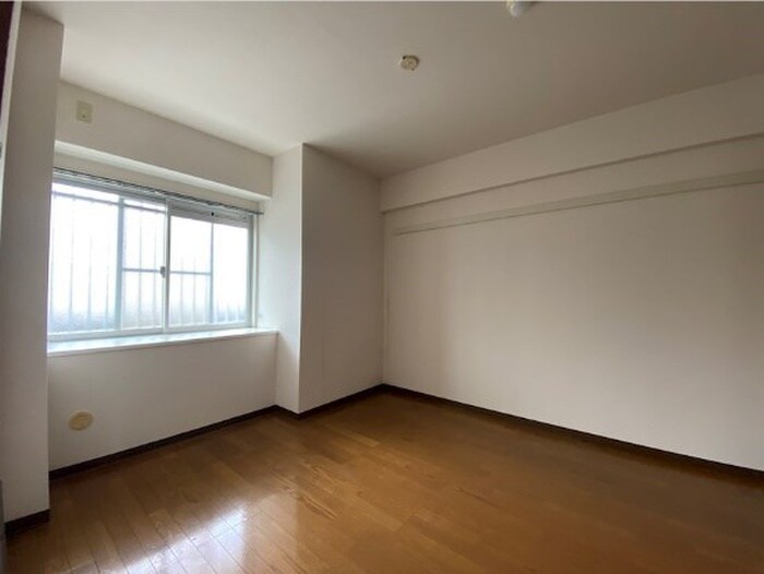 物件内観写真11　(居室)