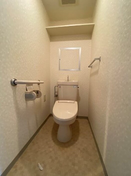 物件内観写真14　(トイレ)