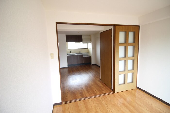 物件内観写真16　(居室)