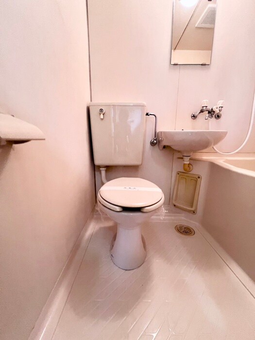 物件内観写真12　(トイレ)