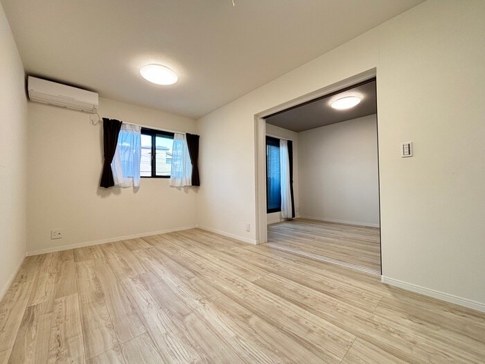 物件内観写真7　(居室)