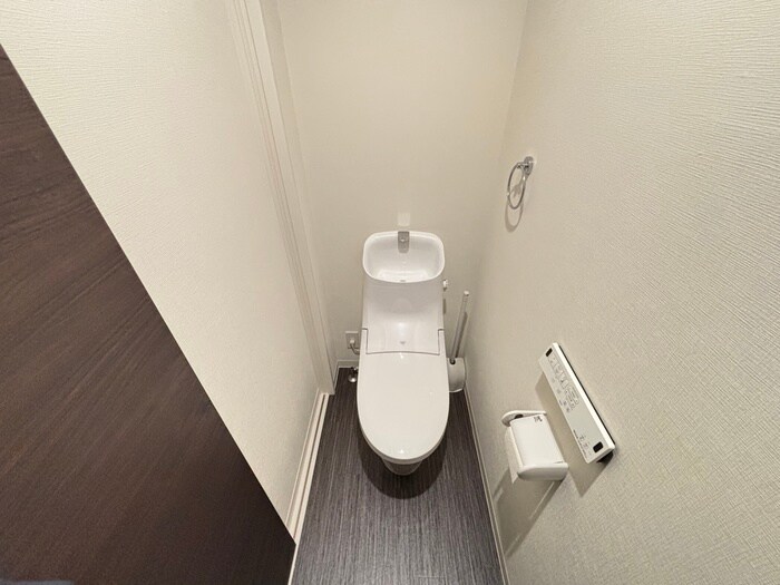 物件内観写真11　(トイレ)