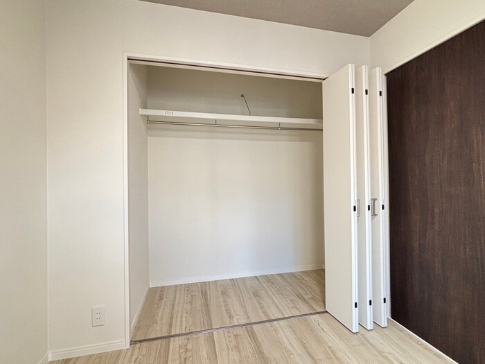 物件内観写真13　(収納)