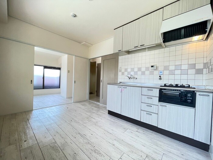 物件内観写真7　(居室)