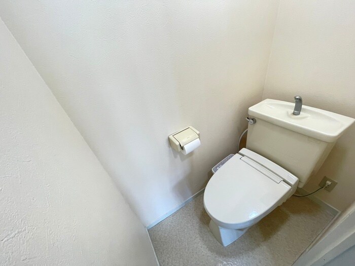 物件内観写真14　(トイレ)