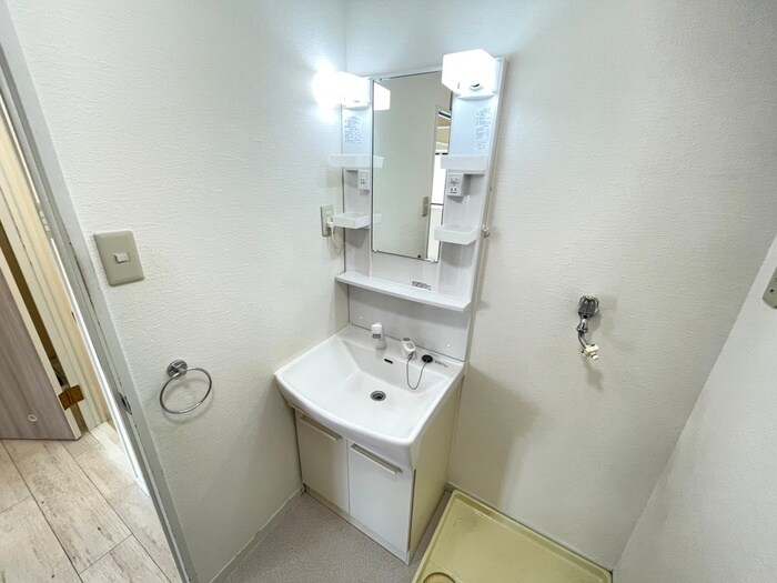 物件内観写真15　(洗面)